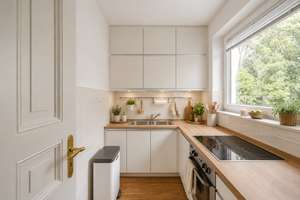 Wohnen direkt am Dianasee! Ruhige 3-Zimmer-Wohnung mit Indoorpool und Seezugang – Die vollständige Adresse der Immobilie erhältst du vom Anbieter., 14193 Grunewald, Berlin – Vorschaubild 9