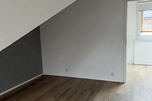 3,5-Zimmer-Reihenhaus mit EBK, Garten und Stellplätzen in Köln Höhenberg – 51103 Höhenberg, Köln – Vorschaubild 13