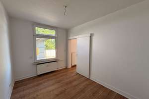 Großzügige 4-Zimmer-Wohnung mit großer Terasse und Einbauküche – Königstraße 159, 42853 Hölterfeld, Remscheid – Vorschaubild 12