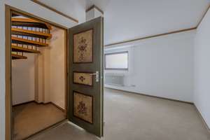 98 m² Wohn-/Nutzfläche | 2,5-Zimmer-Wohnung mit Hobbyraum, ca. 70 m² Privatgarten, sofort bezugsfrei – Die vollständige Adresse der Immobilie erhältst du vom Anbieter., 80997 Allach, München – Vorschaubild 10