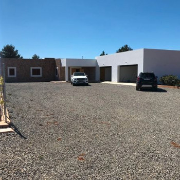 Chalet zum Verkauf, 501 m² Wohnfläche auf einem 23.000 m² großen Grundstück in der Gegend von San Mi