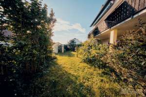Charmantes Familienanwesen mit Obstwiese, Teich & großzügigen Grundstück - Neumarkt in der Oberpfalz – Die vollständige Adresse der Immobilie erhältst du vom Anbieter., 92318 Neumarkt in der Oberpfalz – Vorschaubild 22
