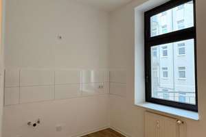 NACHMIETER GESUCHT für schöne 2-Raum-Wohnung mit Balkon in MD Stadtfeld-Ost! – Immermannstr. 2, 39108 Stadtfeld Ost, Magdeburg – Vorschaubild 4