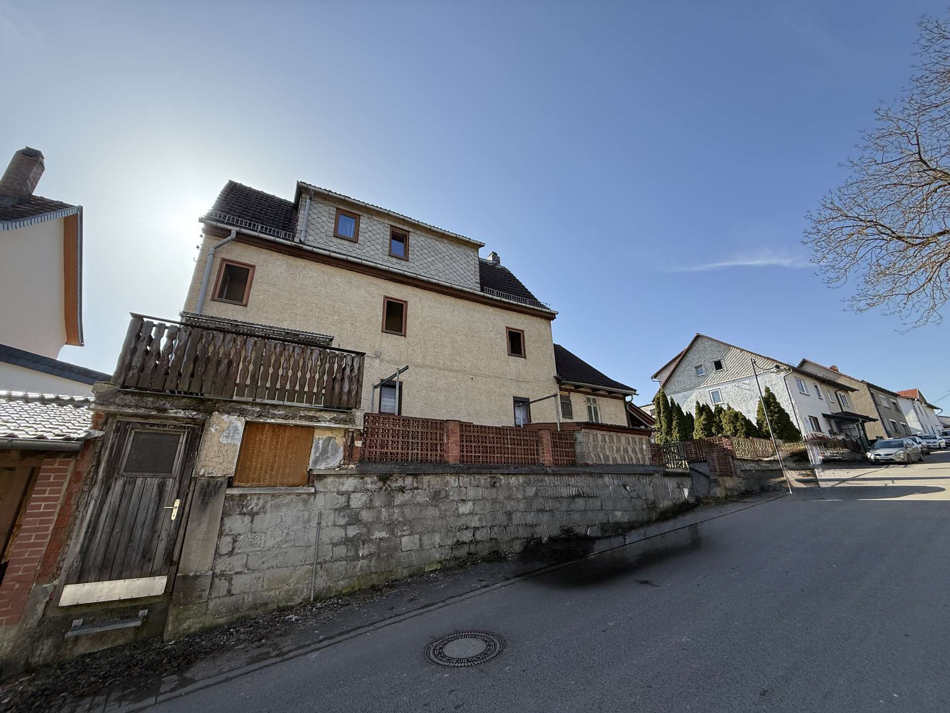 Eigentumswohnung im Zweifamilienhaus mit Entwicklungspotenzial, Schmalkalden Meiningen Kreis – Bild 2