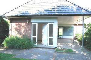 Walmdachbungalow mit vielen Möglichkeiten, ebenerdiges Wohnen - plus separate Wohnfläche im DG – Wesermarsch (Kreis) – Vorschaubild 1