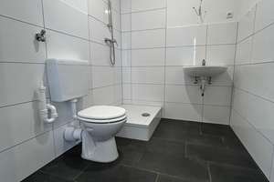 Mittendrin statt nur dabei! 3 Zimmer mit Altbaucharme und einer Terrasse in der Innenstadt – Marktstraße 94, 46045 Altstadt-Mitte, Oberhausen – Vorschaubild 3