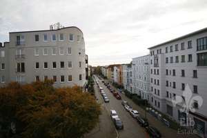 Tolle Aussicht vom Balkon - praktische 3 Raum Wohnung in Stadtfeld-Ost ist ab sofort bezugsfrei – 39108 Stadtfeld Ost, Magdeburg – Vorschaubild 3