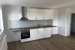 Frisch sanierte DG-Wohnung an der Weser – Fröbelstraße 16, 28775 Fähr-Lobbendorf, Bremen – Vorschaubild 5