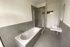 *Moderne Sanierung* 2-Zimmer-Wohnung mit Tageslichtbad - ab 15.11.2026