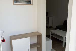 Vollmöbelierte alltagstaugliche 2-Zimmer-Wohnung mit Terrasse in Stein – Hammerstraße 14, 90547 Stein – Vorschaubild 3