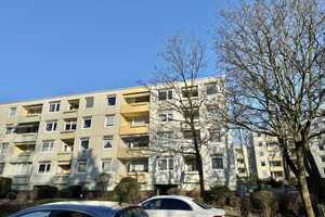 Helle Wohnung mit Balkon nahe Bramfelder Dorfplatz – Hamburg – Vorschaubild 2
