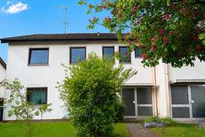 Zweifamilienhaus mit Potential für Eigennutzer und Investoren in Bad Hersfeld Johannesberg ! – Die vollständige Adresse der Immobilie erhältst du vom Anbieter., 36251 Bad Hersfeld – Vorschaubild 1
