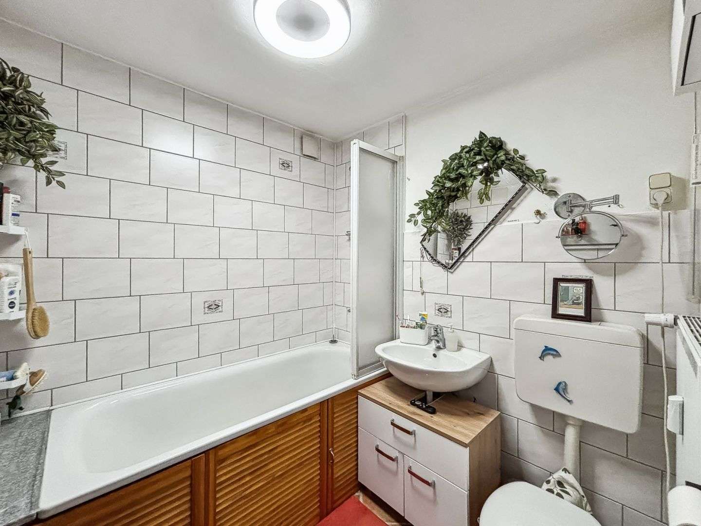 Immobilie in Simmerath - Solide Kapitalanlage: Leben, wo andere Urlaub machen - 3-Familienhaus in Simmerath-Woffelsbach - Bild 2