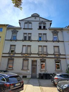 Viel Platz für Ihre Visionen in diesem Mehrfamilienhaus in Darmstadt-Nord