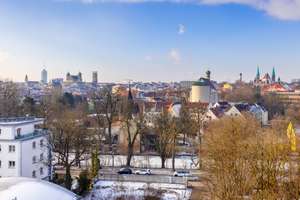 Renovierungsbedürftige Penthouse-Wohnung mit traumhaftem Ausblick  über Augsburg