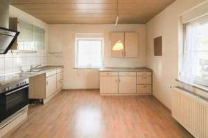 Einfamilienhaus mit idyllischem Garten – ideales Renovierungsprojekt
Auch als Investobjekt geeignet! – Die vollständige Adresse der Immobilie erhältst du vom Anbieter., 92421 Schwandorf – Vorschaubild 7