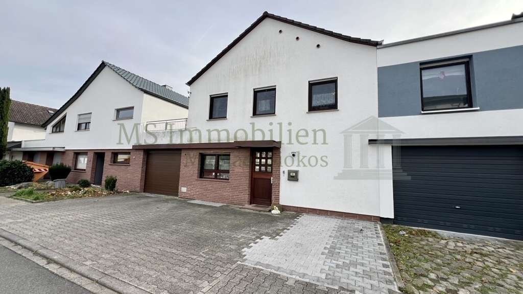 *** Charmantes Reihenmittelhaus mit viel Platz in Lampertheim ***