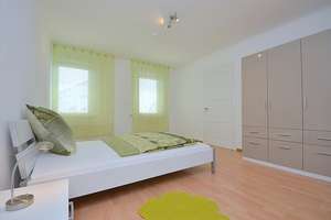 Helle 2 Zimmer Wohnung mit ruhigem Blick in den Innenhof – Zimmeräckerstraße 2, 71272 Renningen – Vorschaubild 6