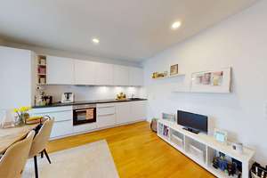 Property thumbnail 2