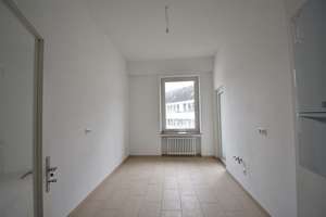Altbaucharme in zentraler Lage! Renovierte 3-Zi-Whg mit Balkon in Oberhausen – Langemarktstraße 20, 46045 Altstadt-Mitte, Oberhausen – Vorschaubild 11