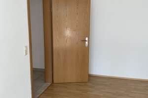 Schöne renovierte 2 Zimmerwohnung 50 qm Augsburg Hochzoll Nähe Bahnhof – Schwangaustr. 27, 86163 Hochzoll-Nord, Augsburg – Vorschaubild 13