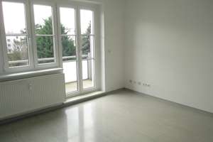2 Zimmer Wohnung mit Einbauküche vom Vormieter! – Cracauer Str. 32, 39114 Cracau, Magdeburg – Vorschaubild 4
