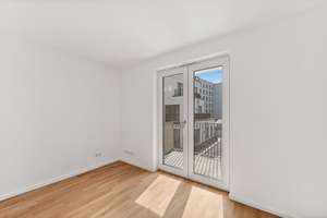 Attraktive 3-Zimmer-Wohnung mit Loggia und Balkon im Zentrum von Kiel – Andreas-Gayk-Straße 5, 24103 Vorstadt, Kiel – Vorschaubild 8