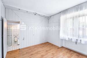 Zweifamilienhaus mit Einliegerwohnung auf attraktivem Grundstück in 50354 Hürth-Efferen! – Die vollständige Adresse der Immobilie erhältst du vom Anbieter., 50354 Hürth – Vorschaubild 9