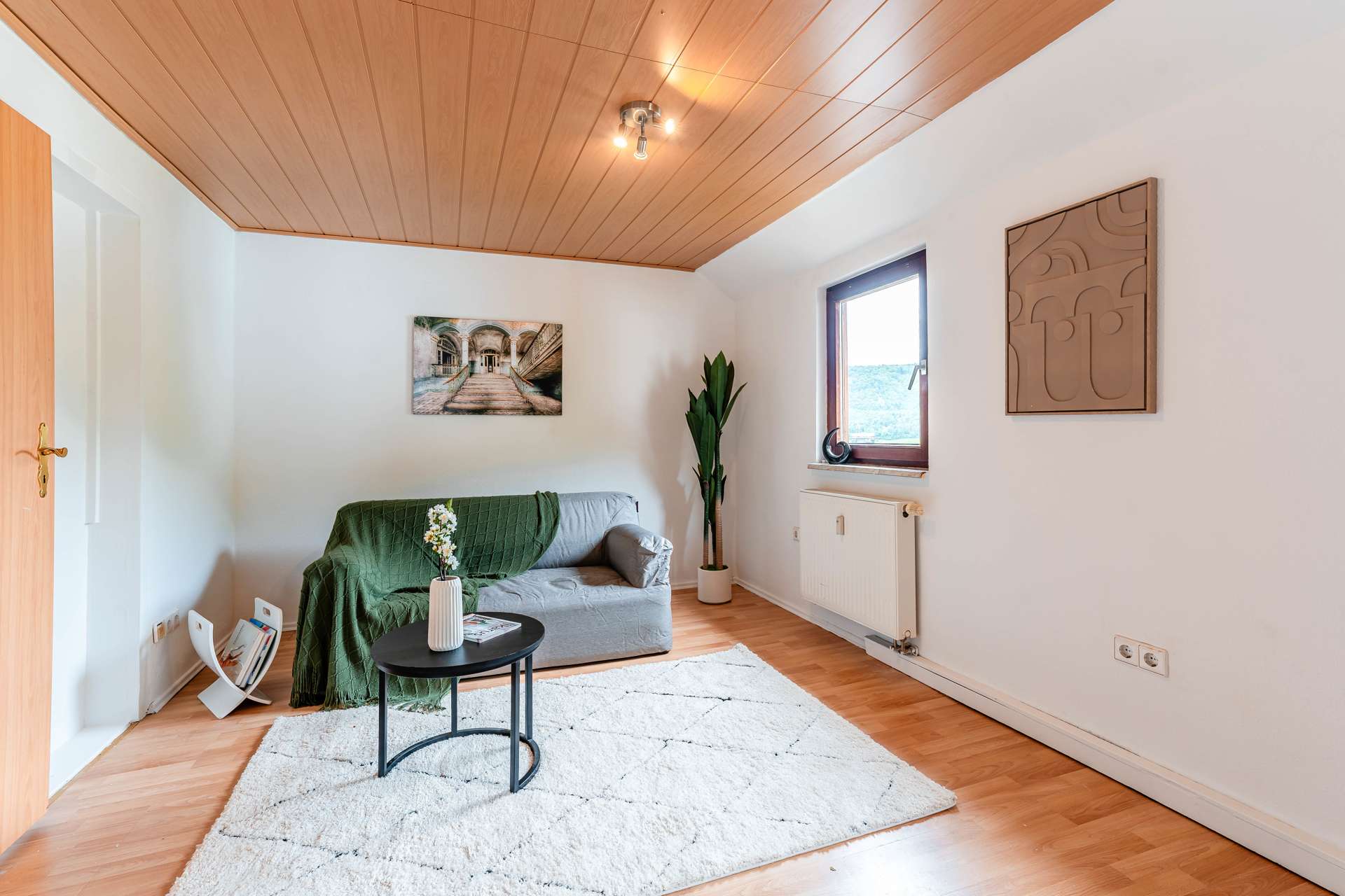 Immobilie in Oberkochen - INVESTPLUS – Modernisierte Renditeimmobilie mit fünf gepflegten Wohnungen in Oberkochen - Bild 3