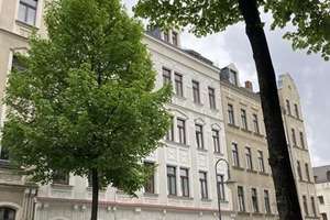 Zweitbezug! Hochwert. DG 3-Zi. mit Wa., Du., Westbalkon, EBK & Parkett in Uni und-Zentrumsnähe!  – Zietenstraße 77, 9130 Sonnenberg, Chemnitz – Vorschaubild 3