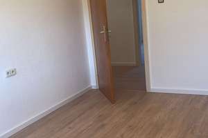Familienparadies in Hannover-Döhren: Großzügige 4-Zimmer-Wohnung für 3 Jahre – Bernwardstraße 21, 30519 Döhren, Hannover – Vorschaubild 6