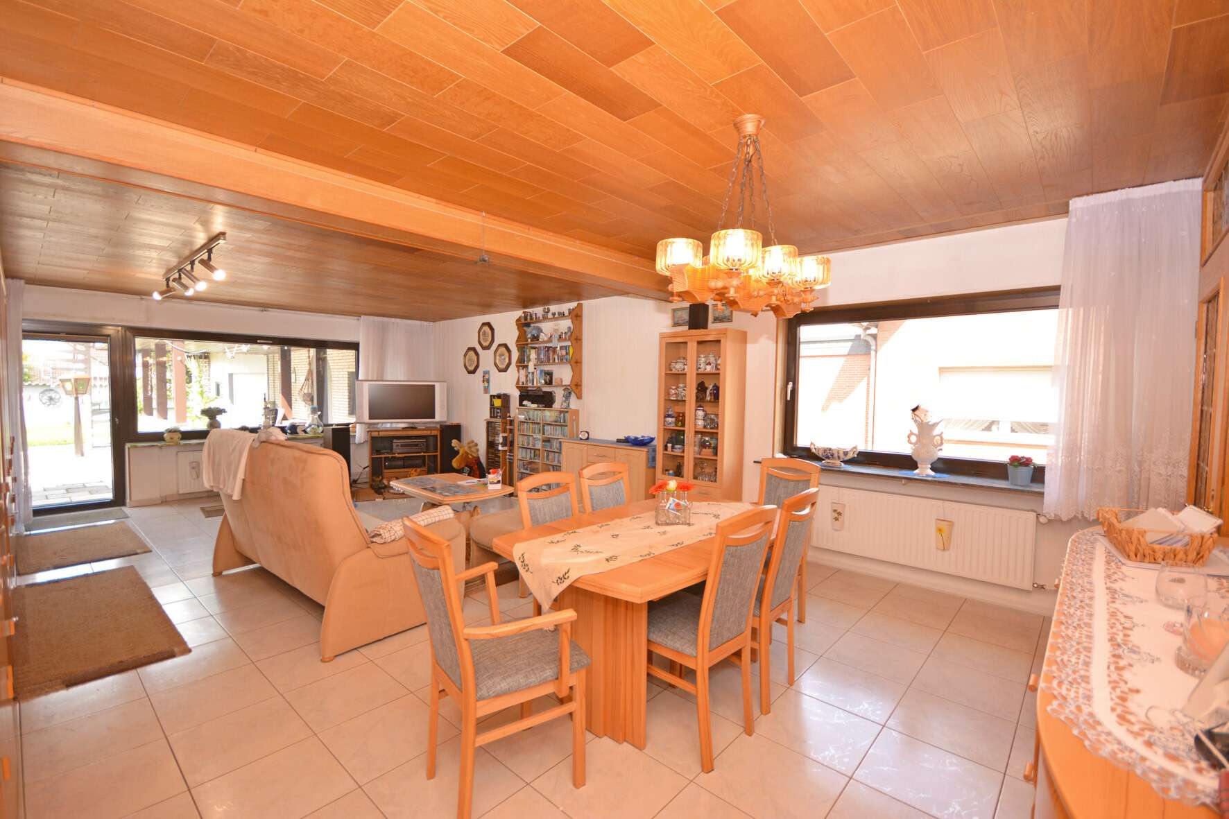 Immobilie in Hürth - Doppelhaushälfte mit viel Potenzial in Hürth-Berrenrath - Bild 14