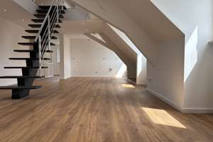 Galerie-Dachgeschosswohnung in Obermenzing mit luxuriöser Küche -Erstbezug n. hochwertiger Sanierung – Verdistr. 94, 81247 Obermenzing, München – Vorschaubild 7
