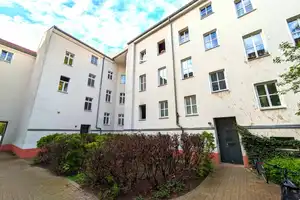 Kapitalanlage! Langfristig vermietetes Appartement in Scene-Kiez Friedrichshain – Berlin – Vorschaubild 1