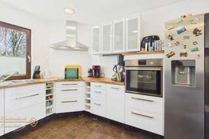 Bremen-Kirchhuchting • Top saniertes Reihenbungalow mit Garage – Die vollständige Adresse der Immobilie erhältst du vom Anbieter., 28259 Kirchhuchting, Bremen – Vorschaubild 16