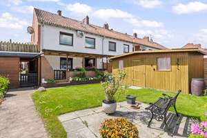 Bremen - Blumenthal l Reihenendhaus in ruhiger, familienfreundlicher und grüner Wohnlage – Die vollständige Adresse der Immobilie erhältst du vom Anbieter., 28779 Blumenthal (Ortsteil), Bremen – Vorschaubild 3