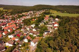 Schönes Wohnhaus in sehr ruhiger Orts- und Waldrandlage mit gemütlichen Außensitzplätzen – Kaiserslautern (Kreis) – Vorschaubild 23