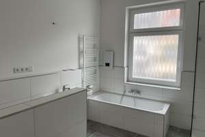 Exklusive 3-Zimmer Wohnung mit Balkon inmitten des Düsseldorfer Medienhafens! – Wupperstraße 16, 40219 Unterbilk, Düsseldorf – Vorschaubild 9