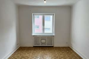 PF-Nord: Sehr schöne, bezugsfreie 4 bis 5 Zimmerwohnung mit zwei Balkonen (nahe Finanzamt) – Scheffelstraße 3, 75179 Nordstadt, Pforzheim – Vorschaubild 10