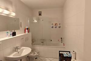 Helle 2-Zimmer-Wohnung nahe Mainufer inkl. Tiefgarage (Sachsenhausen) – 60594 Sachsenhausen-Nord, Frankfurt am Main – Vorschaubild 4