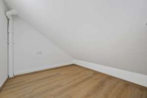 Frisch sanierte 3-Zi.-DG-Wohnung mit Loggia, Talblick, Panoramafenster & Speicher in Pforzheim – Die vollständige Adresse der Immobilie erhältst du vom Anbieter., 75179 Nordstadt, Pforzheim – Vorschaubild 7