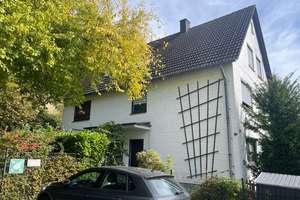 Komplett renoviertes 3-Familienhaus - freistehend – Die vollständige Adresse der Immobilie erhältst du vom Anbieter., 42651 Solingen-Mitte, Solingen – Vorschaubild 2
