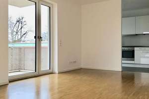 Vier-Zimmer-Wohnung mit Balkon, zwei Bädern, Fahrstuhl und Parkett im Wissenschaftspark!