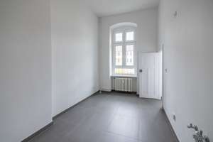 Bezugsfertig: Stilvolle 2-Zimmer-Wohnung mit Balkon I Aufzug I saniert und ruhig – Markelstrasse 38a, 12163 Steglitz, Berlin – Vorschaubild 9