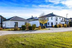 2 Exklusive, moderne Häuser (Haupthaus und vermietetes Nebenhaus) bei Landsberg am Lech – Kauferinger Weg 16, 86940 Schwifting – Vorschaubild 1