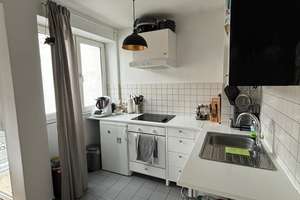 Teilmöblierte, stilvolle 2 Zimmer-Wohnung mit Erker in Köln Bayenthal/Südstadt nah zum Rhein – Bonnerstraße 258, 50968 Bayenthal, Köln – Vorschaubild 3
