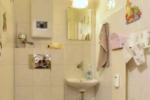 Sehr ruhige, vermietete 2-Zi-Whg mit Balkon, ohne Käuferprovision! – Die vollständige Adresse der Immobilie erhältst du vom Anbieter., 90449 Röthenbach West, Nürnberg – Vorschaubild 8