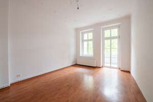 Attraktive Balkon-Wohnung: Bezugsfreie 2-Zimmer-Wohnung in beliebter und gefragter Lage, besichtigen – Rennbahnstrasse 24, 13086 Weißensee, Berlin – Vorschaubild 2