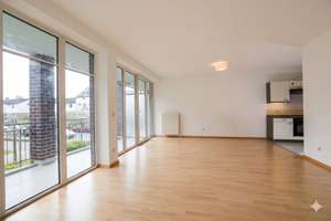 Lichtdurchflutete 1-Zimmer-Wohnung mit Loggia in ruhiger, grüner Lage – Lohbekstieg 32a, 22529 Lokstedt, Hamburg – Vorschaubild 3
