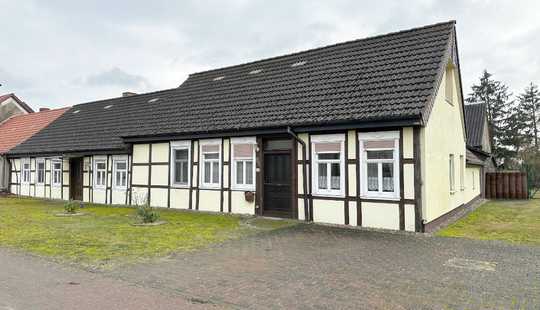 Bild von Großzügiges Wohnobjekt mit Garten & Ausbaupotenzial – Ideal für 1-2 Familien